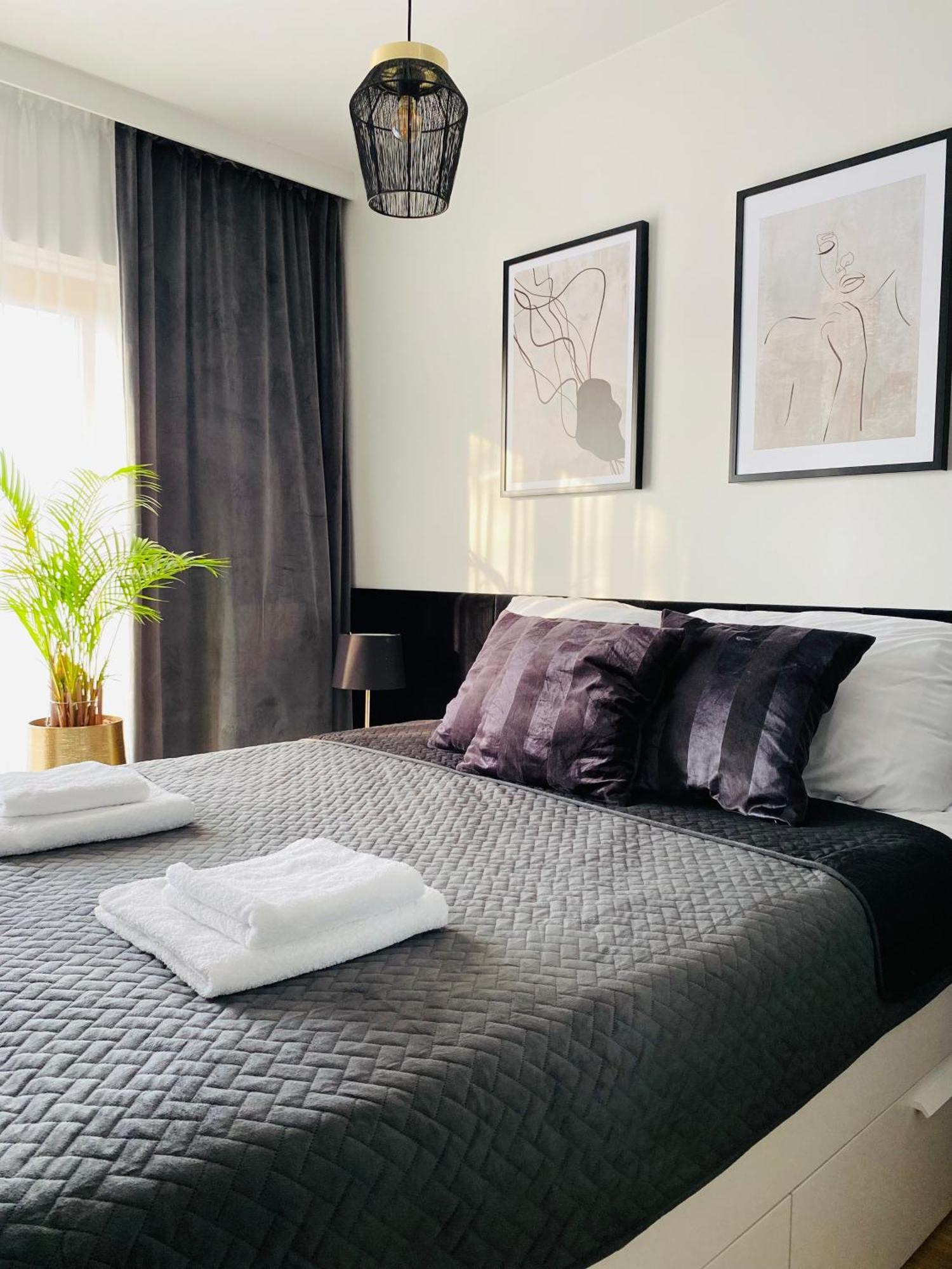 Motlawa Inn Apartment-Suna,Gym&Parking กดัญสก์ ภายนอก รูปภาพ