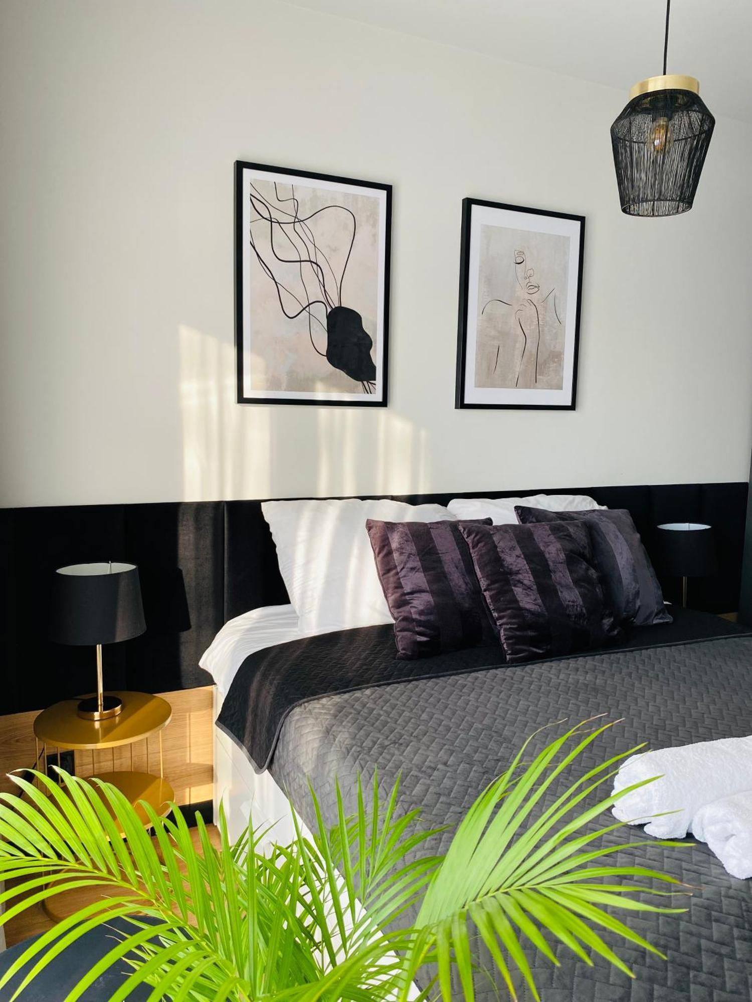 Motlawa Inn Apartment-Suna,Gym&Parking กดัญสก์ ภายนอก รูปภาพ